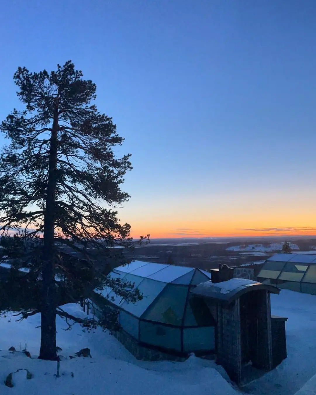 Mico_Dell_Lapland_Web_Carousel_1080x1350p_02 Mico_Dell_Lapland_Web_Carousel_1080x1350p_02